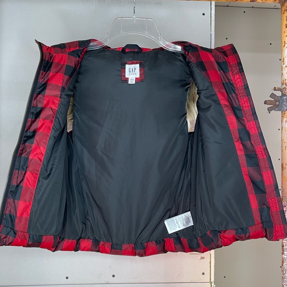 Buffalo Check Puffer Vest Fur Hoodie - Picture 6 of 6